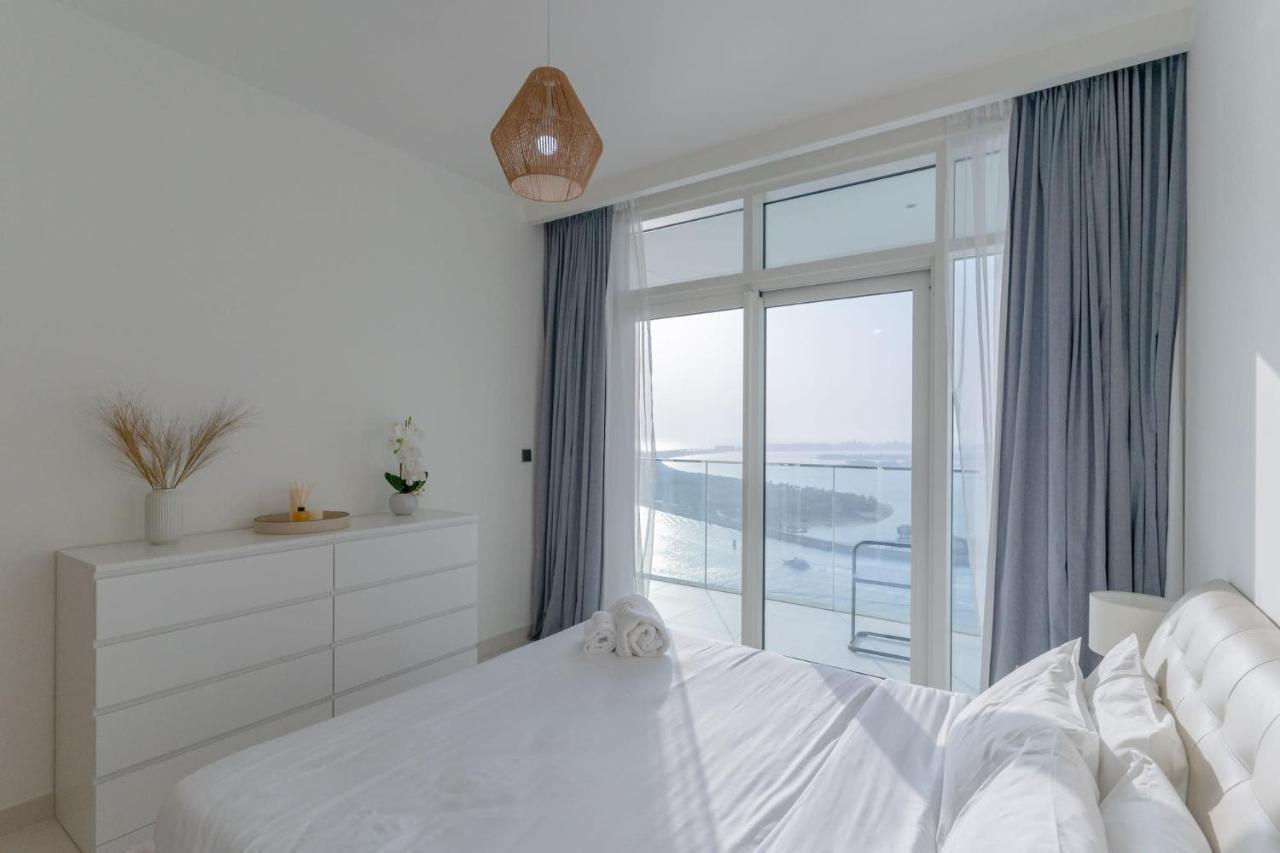 Luxfolio Retreats - Beautiful Full Sea & Palm View *