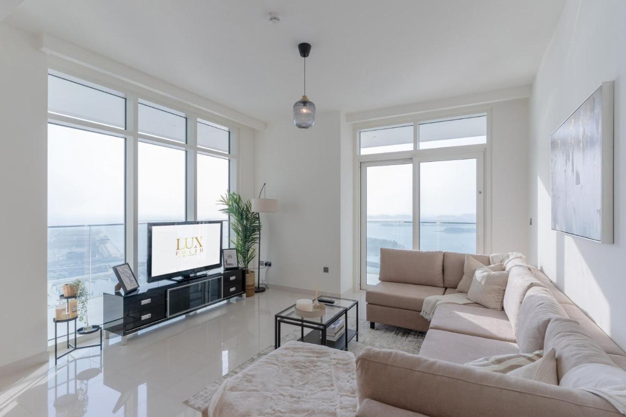 Luxfolio Retreats - Beautiful Full Sea & Palm View Apartment