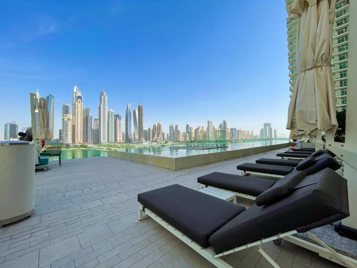 Luxfolio Retreats - Beautiful Full Sea & Palm View Dubai